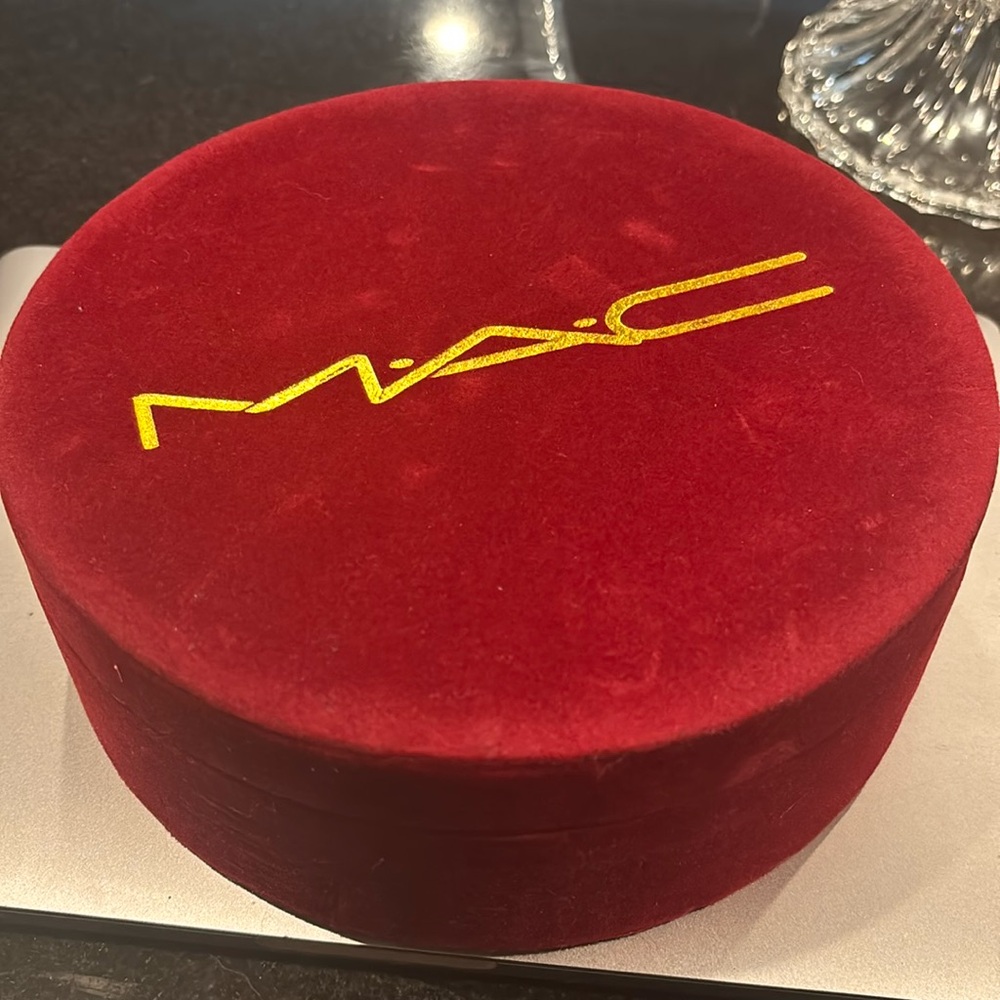 MAC Velvet Round Empty Gift Box great for regifting or used as a jewelry box